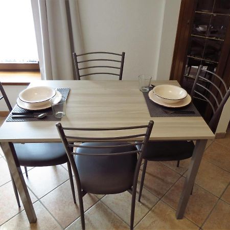 Lo Gnomo Sotto Al Glicine Apartment Chatillon Luaran gambar