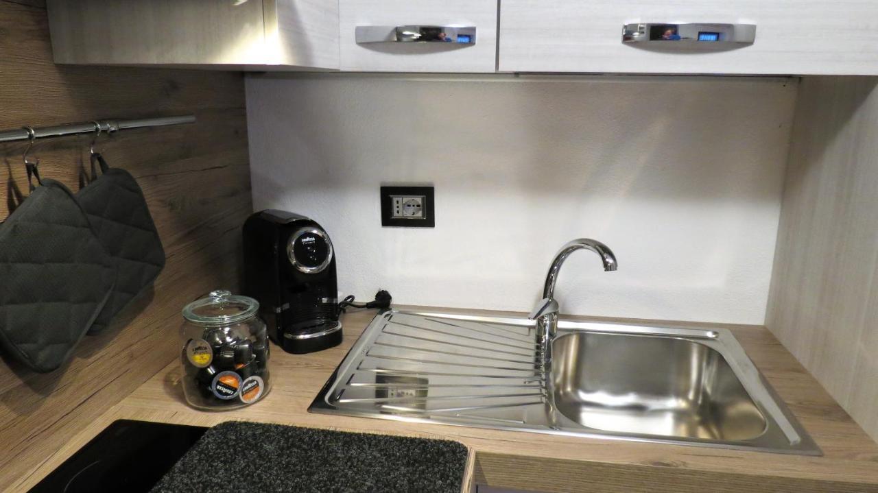 Lo Gnomo Sotto Al Glicine Apartment Chatillon Luaran gambar
